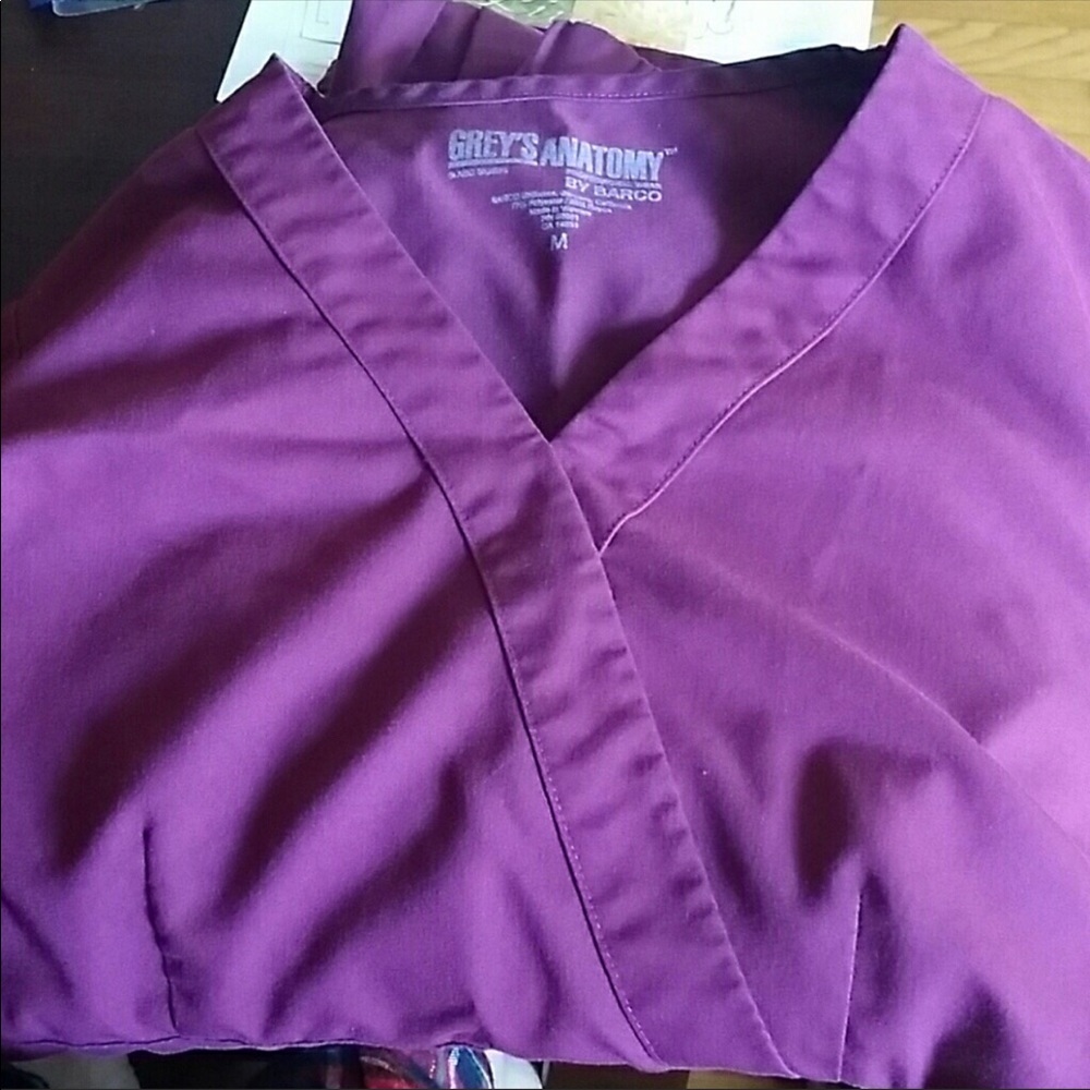 Grey’s anatomy WINE scrub set